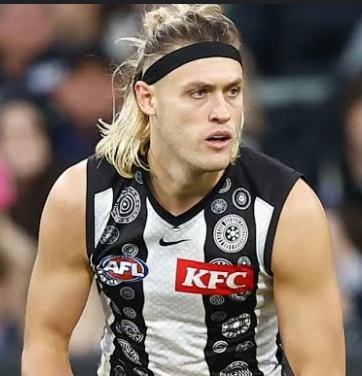 Done deal:st.kilda has just completed the signing of Collingwood magpies incredible star player Darcy Moore for a three years contract.