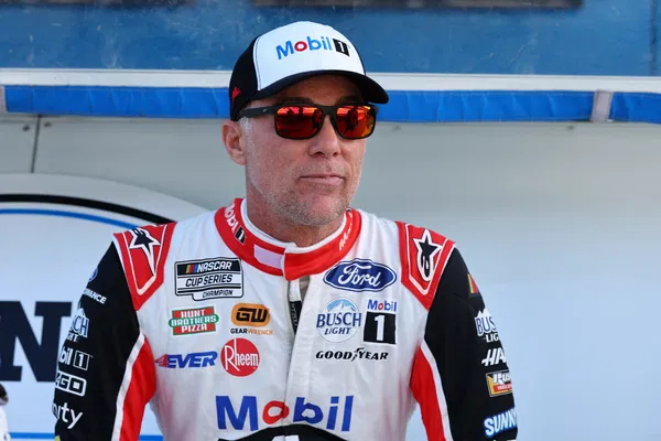 BREAKING NEWS: The Red Bull Superstar Kevin Harvick Is Fire Back And Confirm Not To…